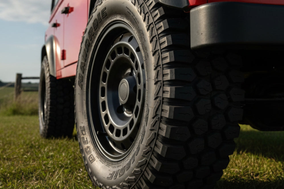 Vault Defender Rim 18 x 8 1/2" Offset Black