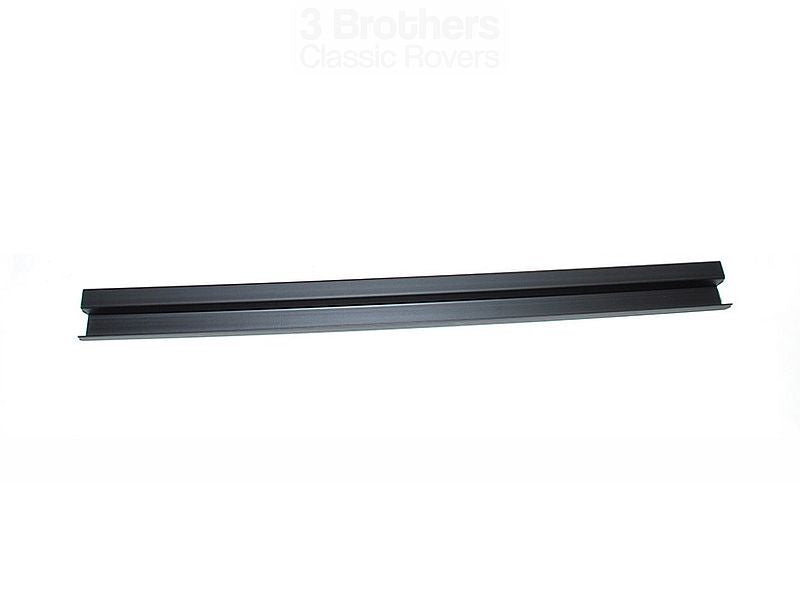 Filler Strip for Front Door Glass Vertical Rear LH/RH Defender