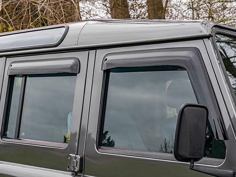 Wind Deflector Kit Front Pair for Series or Defender